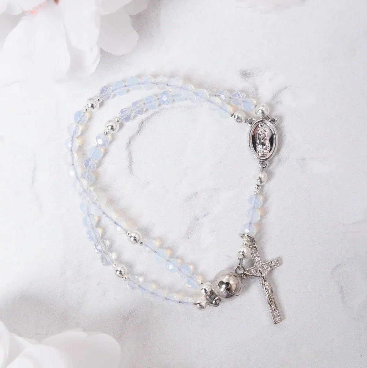 ✝️ Holy Rose Rosary Bracelet – A Meaningful Symbol of Faith