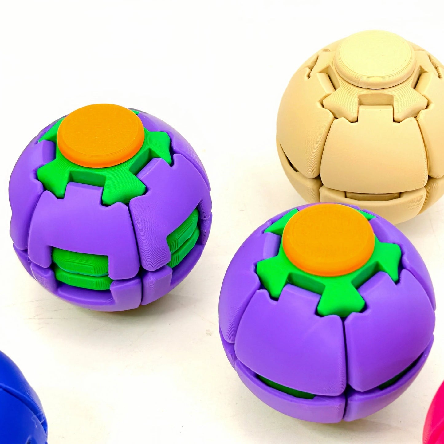 🔥LAST DAY 50% OFF🔥Press-to-Spin Stress Relief Fidget Ball🎁