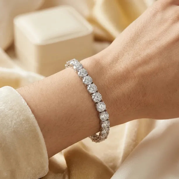 ✨ Last Day 90% OFF – 4mm D-Color Moissanite Tennis Bracelet | 14K Gold Plated Sparkle with Double Safety Clasp