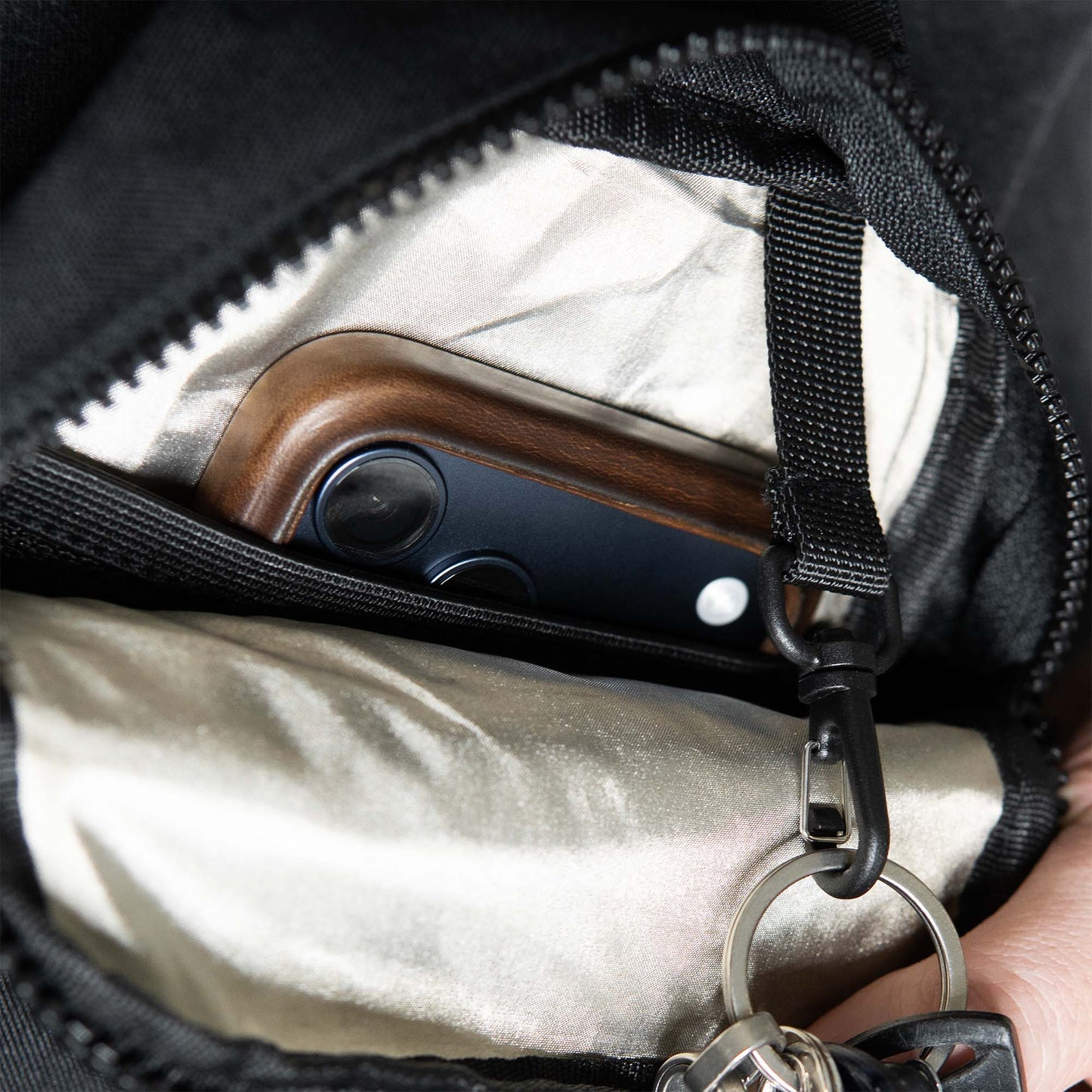 Anti-Theft Crossbody Sling Bag – Lightweight Secure Travel & Everyday Shoulder Pack