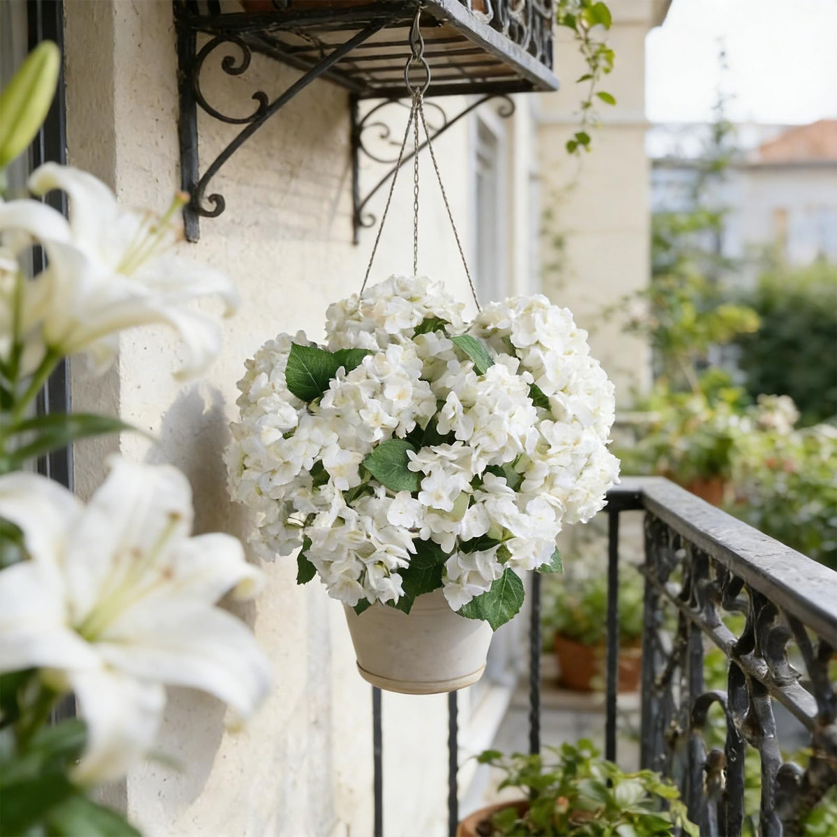 🔥Last Day 70% OFF🔥Artificial Outdoor Hydrangea Flowers - UV resistant, Waterproof, Windproof